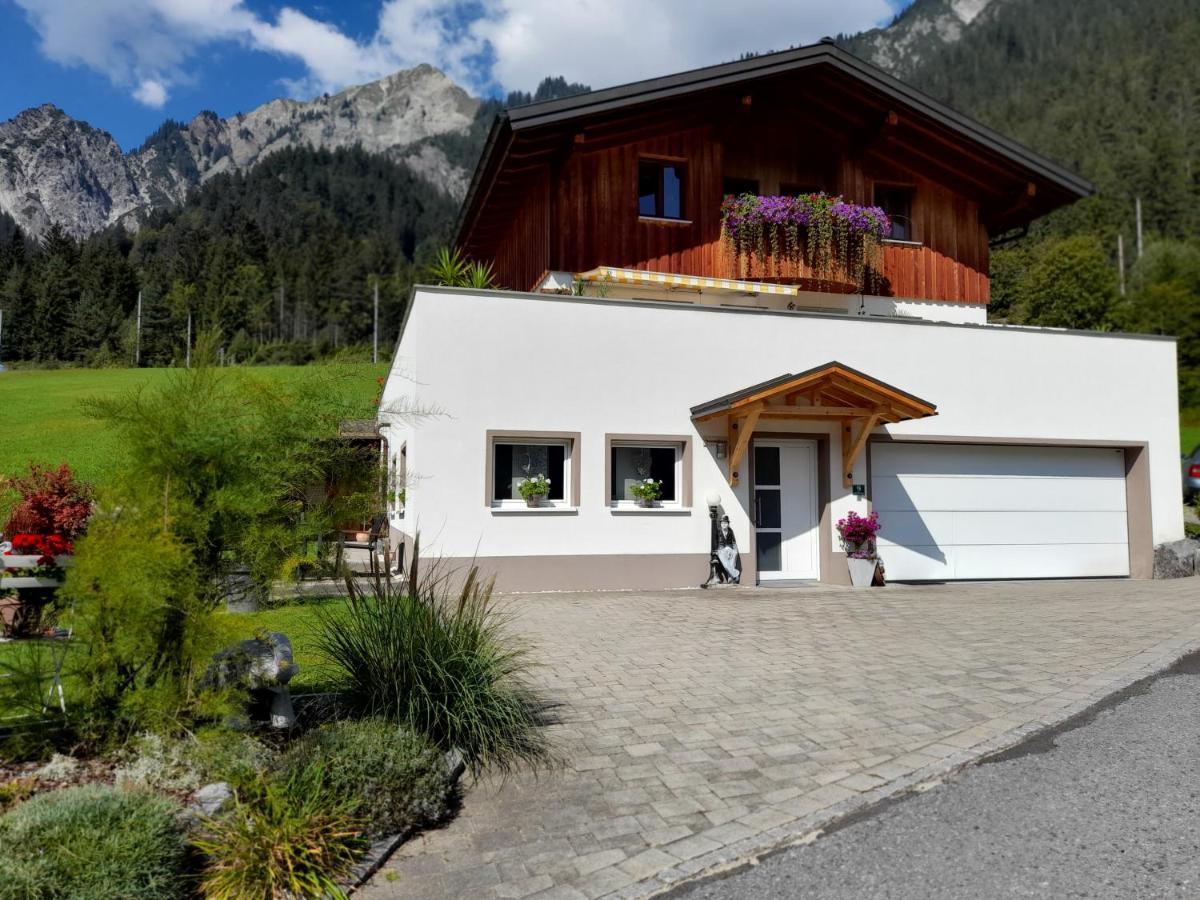 Haus Adrian Wald am Arlberg Exterior foto